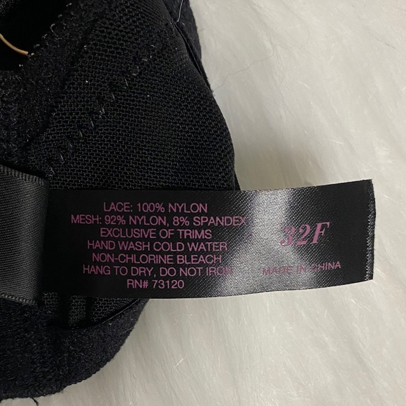 Frederick's of Hollywood lace underwire bra - Picture 8 of 11